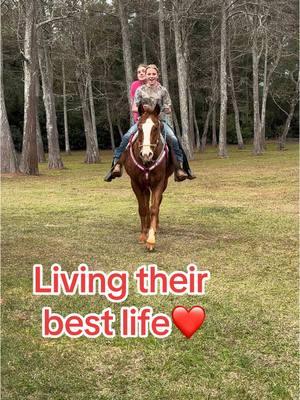 #cowgirls #fypシ #viraltiktok #onthefarm #alabama #BestFriends #brentleeandtrinity #bestlife #quarterhorse #horseriding #longlivecowgirls 