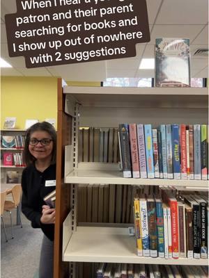 Sometimes I eavesdrop on their book browsing #canthelpmyself #librariansoftiktok #surprise 