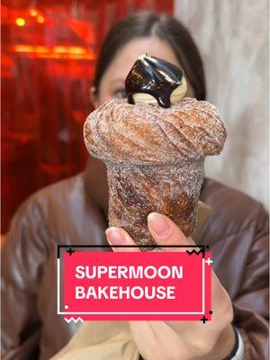 a bakery a day…🥐🍪🍩 Would I order again?  🥐 Spicy NYC croissant YES 🍪 Cornflake cookie YES  🍩 Ferrero Rocher cruffin NO  📍Supermoon Bakehouse  #nycbakery #newyorkbakery #viralbakery #nycviral #cruffin #lowereastside #lowereastsidebakery #fooodforfooodies #uniquepasteries 