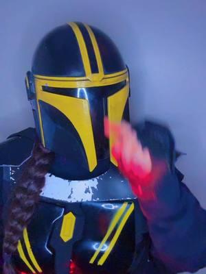 Attn congress. IG:momma.mando YT bea.cosplays #tiktokban #mandaloriancosplay #mandalorian #mandalorianoccosplay #mando #maleeamayhem #mommamando 