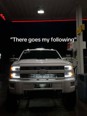 @Flawless__Empire @PovertyHighCountry @Ironman @Steven @Dalton Grabarczyk @Mathew Burlett @Lml_Miller @Mason bukovich @Darren Bollinger #300hp #duramax #foryoupage #26x14s #trending #michigan #lml #silverado #fyp #65mm #stainlessdiesel #trucktok #tiktokban 