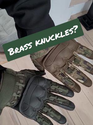 The best protective gloves on the market for the winter in the tiktok shop. #protectivegloves #gloves #wintergloves #winteressentials #militarygrade #camo #outdooressentials 