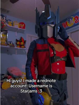 Seems like every cosplayer is moving onto there once TikTok gets banned. </3  #rednote #transformers #optimusprime #transformersg1 #fyp #cosplay #girlcosplay #transformerscosplay #optimusprimecosplay #mtmte #maccadams #hasbro #tfg1 #tfone #transformersone #megop #costume #cosplayer #helmet #convention #idw 