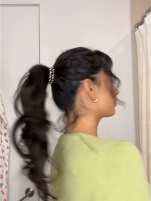 the secret to a more full looking ponytail 🥹💗 #finehair #finewavyhair #finehairstyles #finehairhacks #ponytailhack 