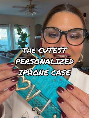 The cutest personalized iPhone 📱 case, obsessed with everything about it. #iphonecase #iphone16promax #newphonecase #fypシ #phoneaccessories #funfinds 