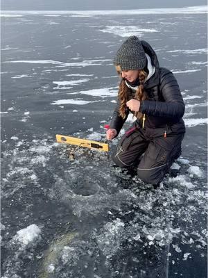 I run towards red flags ⛳️#creatorsearchinsights #icefishing #fishing #fishingtrip #angling #fishingtiktoks #freshwaterfishing 