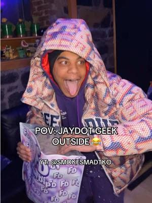 JAYDOT GEEK OUTSIDE 😂 #fypシ゚viral #smokesmadtko #drill 