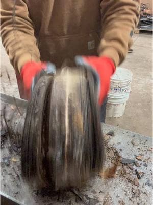 Nice spool of copper. 💰💰💰 #foryou #foryoupage #fyp #paratiiiiiiiiiiiiiiiiiiiiiiiiiiiiiii #viral #scraplife #razachatarrera #recycling #recycle #oddlysatisfyingvideo #satisfyingvideo #satisfying #rayban #meta #pov #heavyequipment #copper 