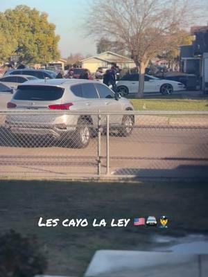 Les cayo la poli🚔👮‍♀️#vecinos#hermanocayolaley #huracanesdelnorte #vecinoslocos 