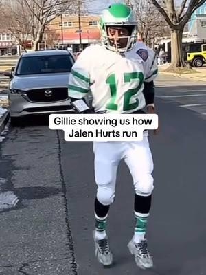 Gillie showing us how Jalen Hurts run #gilliedakid #jalenhurts #philadelphiaeagles #phila #eaglesfootball #eaglesnation #flyeaglesfly #flyeaglesfly🦅 #letjaytryit #nflfootball #nfl #nfltiktok #football #footballtiktok #espn 