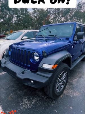 My favorite 💙color #duckon #tampabay #jeep #jeeplife 