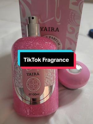 I like the smell when I opened the box i could smell the perfume all over, It was a very nice settled smell so this will be one of my next beach perfumes. #TikTokShop #tiktokshopholidayhaul #creatorsearchinsights #tiktokfragrance #tiktokperfume #foryoupage #yaira #goviraltiktok #viral_video_tiktok #StarzFinds-TTS #starzfinds-tts