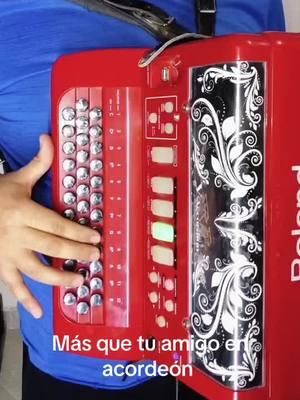 Mas que tu amigo #elbuki #acordeon #marcoantoniosolis 