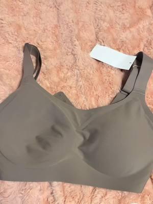 #AD🚨🚨🚨 #hsia @Hsia-Bras #wirelessseamlessbra #nounderwirebra #brasiel #brasiers #fypシ゚viral #paratupagina #fyppage #paratii #paratipage #fypage 