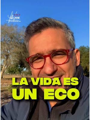 La vida es así… es como un Eco. Todo lo que envías al mundo (TODO)… cuando menos lo esperas, cuando menos lo imaginas, regresa a ti de maneras curiosas, y a veces inexplicables. Por eso…Lo que siembras…. Cosechas Es una forma de ver o entender la Ley de la Correspondencia que nos dice que todo lo que sucede a tu alrededor es un reflejo de lo que está ocurriendo dentro de ti.  "Como es arriba es abajo, como es abajo es arriba… Como es adentro es afuera, como es afuera es adentro” Lo que llevamos dentro y ofrecemos al mundo es lo que recibimos de vuelta en reciprocidad… así atraemos a personas, situaciones y circunstancias a nuestra vida. Así que ten siempre presente que la vida es un Eco… y lo que envías al mundo (bueno o malo) siempre, siempre, siempre… tarde o temprano, regresa a ti. Piénsalo… piénsalo… piénsalo 😜 ¡Dale Que Tú Puedes! 😉👉🏼 #DQTP  @luisvictorvs #motivador #comunicacion #luisvictor #reflexiones #dalequetupuedes #alegria #reciprocidad #correspondencia #alma #emocion #eco #relaciones #cosecha #lentesrojos #Mejorvida #vida #sonrisa #amor #paz #luz #crecimientopersonal #crecimiento #sabiduria #mentalidad #decisiones #emociones #pensamientos #fy #pt  #paratii 