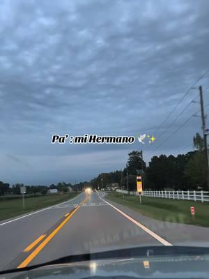 #badbunny  #🕊️ #hermanos  #enelcielo  #fypシ゚vira   ESTA JOYA .. TIENE NOMBRE 🎶❤️‍🩹