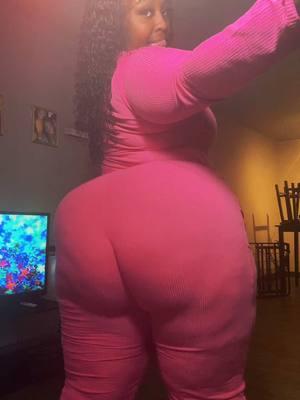 #nighttime #migos #fyp #explore #thickgalnia #thick #biggirl 