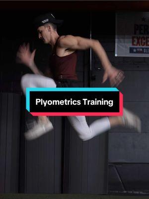 Plyometrics Training to Build Speed & Explosiveness ✅ Save this workout! If you want to move faster, jump higher, and stay strong, plyometric training is non-negotiable. This is how I train for athleticism and longevity! ⭐️Full workout - Link in bio #PlyometricTraining #ExplosivePower #speedandagility #athleticperformance #FunctionalFitness #plyometrics #boxjump #foryoupage 