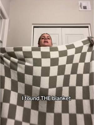 We’ve had it for months too. Like we are OBSESSED with it. #blanket #cozy #homedecor #green #musthaves #softestblanketever 