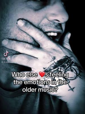 #vibewithme #iamavibe #nostalgiaoldtiktok #ogsoftiktok #myplaylist #🖤🥀 #feelssogood #feels #therapy 