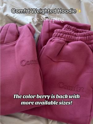 Berry is back with more available sizes. These go fast because these are the best hoodies and sweatpants out there! So comfy.☺️ #comfort #comfrt #comfrtclothing #comfrthoodie #comfrtsweatpants #hoodie #sweatpants #weightedhoodie #anxietyhoodie #anxietyrelief #comfyclothes #oversizedhoodie @Comfrt  