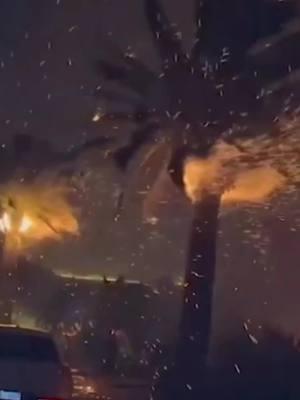 Los Angeles Wildfire: Flames Ravage the City! #Wildfire #LosAngelesFire #FireTornado #BreakingNews #ViralNews #ClimateChange #SaveOurPlanet  source : @Uya kuya TV