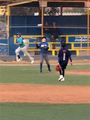 Entrenamiento MLB ⚾️ corri pero con suerte #baseball #baseballlife #maximontoya #baseballtiktoks #ligadebeisbolinfantiltijuana #MLB #mlbtheshow #mlbmexico 