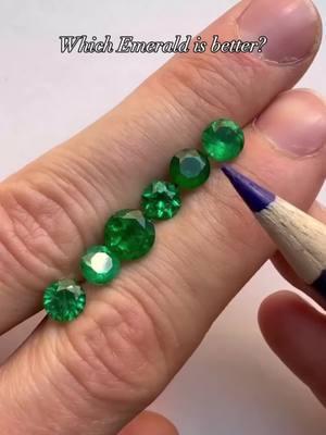 When you’re shopping for Emerald, what should you be looking for? Emerald engagement ring what to look for? What to look for in Emerald  #tiktokjewelry #jewerytok #tiktokjewelry #emeraldengagementring #emeraldring 