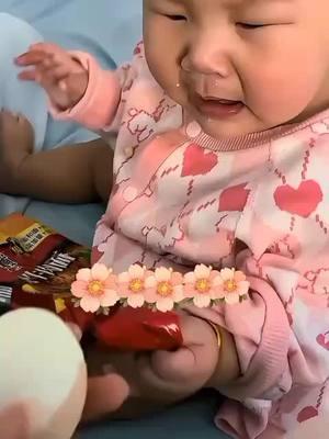 baby#babycute6869 #cutebaby #Love #cutebabytiktok #loveyou #baby #babylove