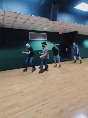 @Geoff Stricklin @Skate Country Buford #shuffleskaters #skatertok #patinar #rollerskating #skatersoftiktok #skateparty #skatelove #skate #skatelife #iloverollerskating #imsn #shuffleskate 