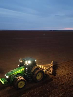 this song#farming #plowing #agriculture #farmintexas #creatorsearchinsights #satisfyingvideo 