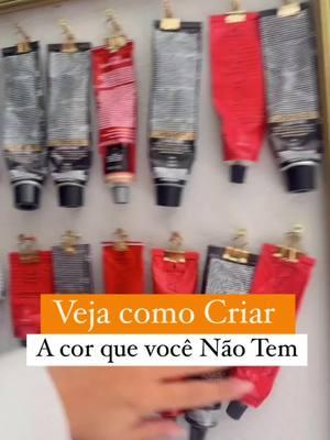 Assim voce pode criar novas cores todos os dias 2 bases = xx dividido por 2 = a base que deseja ❤️ #EspecialistaEmMechas #LoiroPerfeito #TransformaçãoCapilar #MechasDosSonhos #CabeloSaudável #DicasDeCabeleireiro #MechasPlatinadas #CabeloDeMilhões #TendênciaCapilar #ColorimetriaCapilar #aulasdecolorietria #cursos #cabeleireira #cursodemechas #cursodeloiros #cursodecolorimetriacapilar #deborazago #viral_video 