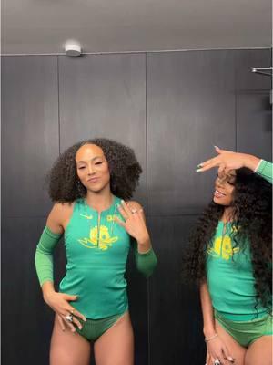 @Shaniya Hall we ateee #oregontrack #oregontrackandfield #mediaday #shaniyahall #katriinawright #tiktokban 