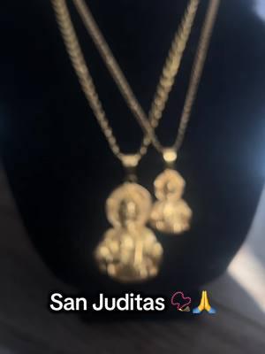 San Juditas 🙏📿✝️ #sanjudastadeo #sanjuditas #sanjudastadeopatronodelascausasdificiles #sanjuditastadeo🤍💚💛 #juniorh 