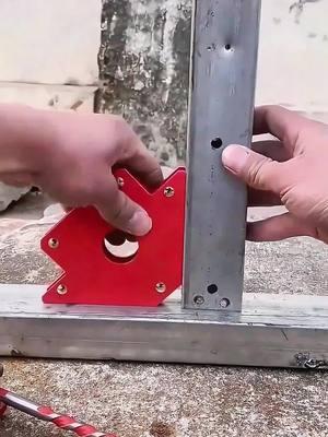 Strongmagneticweldingdurablefixer90degreemultianglerightanglemagnetlocatorweldingauxiliarytoolartifact#hardwaretools#decorationtools#highperformancepracticaltools#fixer#weldinglocator#electricweldingmachine#woodworkinghelper#weldingpositioningassistant