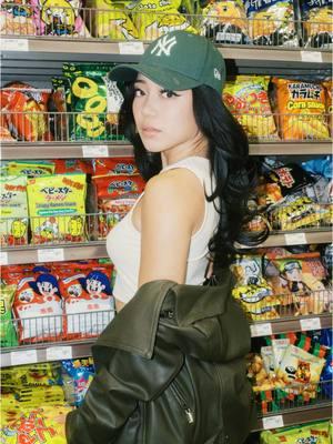 been wanting to do a grocery store shoot for a while #photoshoot #model #dallasmodel #photoshootideas 