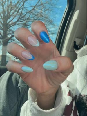 And they’re blerrrrr 🩵🫐💙💎🦋🧞‍♂️ #nail #nailtrends #nailinspo #chromenails #bluechromenails #nailtok #bluenails 