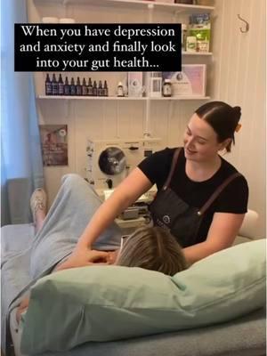 When you realize your mental health health is linked to your gut 🫣🤯 Do you struggle with anxiety or mood changes? Follow for more tips to help you restore balance and achieve mental clarity through gut health! #GutHealth #AcidReflux #GERD #IBS #DigestiveIssues #IrritableBowelSyndrome #LPR #MindGutConnection #HealthyDigestion #StressManagement #HungerCues #Bloating #Constipation #DigestiveAids #GutHealthDiet #Dietitian #RefluxFriendlyfood #GutHealthRecipies #PPI #Flatulence