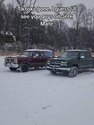 We can become mates or sum like that  #chevy #silverado #duramax #cateye #gasser #trok #truck #lb7 #lbz #lly #l5p #dodge #1stgen #tiktok #ban #tiktokban #elonmusk #ram #charger #ramcharger #jesuslovesyou 