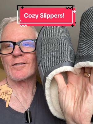 These slippers from DREAM PAIRS are SO comfortable it is like walking on a cloud! And what a deal in terms of price! #mensslippers #cozyfeet #dreampairs @Dream Pairs 