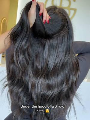 Custom seamless blend> #tampahairstylist #tampahairsalon #tampahairexperts #tampahairextensions #stpetehairstylist #stpeteextensionspecialist #palmharborhairstylist #palmharborextensions #clearwaterhairstylist #clearwaterhairextensions 