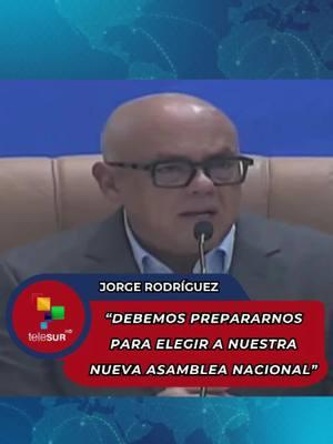 El presidente de la Asamblea Nacional de Venezuela, Jorge Rodríguez Gómez, comunicó la obligatoriedad de convocar a elecciones para la renovación de este órgano legislativo en el curso del presente año. Rodríguez Gómez puntualizó que la instalación de la nueva Asamblea Nacional de la República Bolivariana de Venezuela está prevista para el 5 de enero de 2026, con independencia de las contingencias que puedan surgir. En este sentido, resaltó la importancia de elegir diputadas y diputados por listas nacionales, estadales y circuitos nominales, plurinominales o uninominales, con estricto apego a las disposiciones democráticas y constitucionales. Asimismo, señaló que la definición de los cronogramas electorales corresponde de manera exclusiva al Consejo Nacional Electoral. #JorgeRodríguezGómez  #Venezuela  #AsambleaNacional  #Elecciones  #Democracia  #Noticias  #Parlamento  #CNE  #TeleSUR 