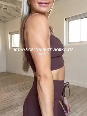 Add some weights for an additional arm challenge 💪 #workouts #holidayworkout #athomeworkout #homeworkout #homeworkouts #travelworkout #workoutplan #homeworkoutsforwomen #lowimpact #lowimpactworkout #workoutsforwomen #workoutroutine #athomeworkouts #armworkout #tricepsworkout #tonedarms 