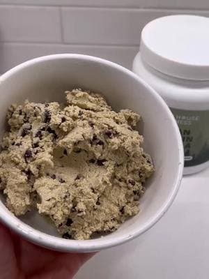 Love sweet treats but still chasing those protein goals? 🍪 Meet your new obsession: Protein Cookie Dough! 🍪 Here’s the recipe: ➡️ 8oz cottage cheese ➡️ 1 teaspoon vanilla extract ➡️ 2 tablespoons maple syrup 👆🏼Blend these until smooth, then mix in: ➡️ 1 scoop of Asher House Wellness Vegan Protein in Vanilla ➡️ 2/3 cup almond flour ➡️ Chocolate chips Mix until well combined, then store in the fridge for up to 4 days or the freezer for up to 2 months. Let us know if you try it! #ProteinTreats #HealthySnacks #AsherHouseWellness #VeganProtein #WellnessEats #ProteinCookieDough