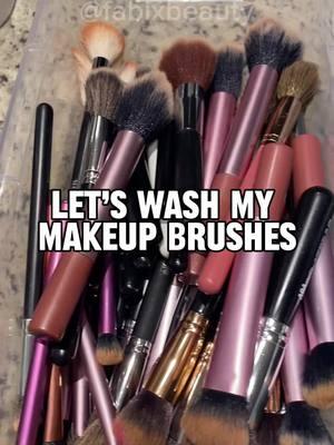 Thank you for getting my brushes dirty!🥹🫶🏼 . #makeupartist #makeupbrushes #makeupbrusheswash #makeupartistproblems #dallasmakeupartist #explorepage #reelsexplore #fyp #foryoupage