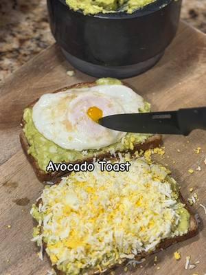 Protein packed avocado toast #avocado #avocadotoast #breakfast #lunch #dinner #egg #CapCut #macrofriendly #brunch #avocadolover 