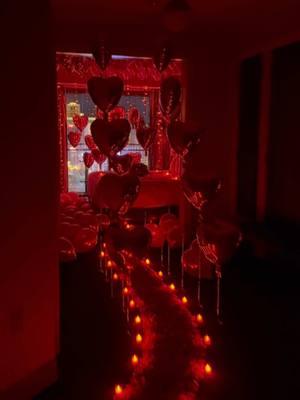 I love you baby 🌹💗🥰There's no better way to say I love you than with a romantic room decor surprise.  Valentine’s Day is just one month away! Our exclusive décor packages are now available, but spots are filling up fast—don’t miss out!🥰🌹😍 #hotelroomdecor #vegasstrip #ValentinesDay #valentinesdaygift #vday #romantichotelsurprise #romantichotelroomdecor #romanticdecoration #lasvegas #vegasdecor #hotelroomdecor #decoratedhotelroom #vegasroomdecor #romanticroomdecor #vegas #hoteldecorations #asvegasdecor #birthdaydecor #vegasbirthday #lasvegasbirthday #birthdayroomdecor  #cosmopolitanlasvegas #thecosmopolitanhotel 