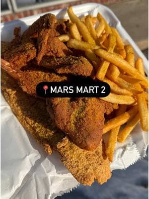 Trying Mars Mart 2 🙃 Yall gotta let me know if another location is better and what the order is or if this is the normal experience. I should of bought those Rick Ross Rap Snacks tho 🔥 📍600 S Oliver Ave, Wichita, KS 67218 #Foodie #foodreview #friedchicken #fish #conveniencestore #wichitaks #wichitafoodie #ksfoodie #travel #explorepage #foodcritic #friedshrimp 