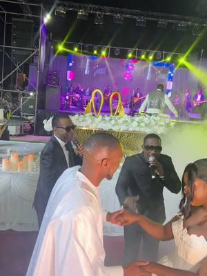 Pov - Youssou ndour performs at your wedding 🔥🔥 #gambian_tiktok🇬🇲🇬🇲 #guineenne224🇬🇳 #youssoundour #weddingday #senegalaise_tik_tok🇸🇳 #galsen_tiktok #bitzphotography #gambiantiktok 