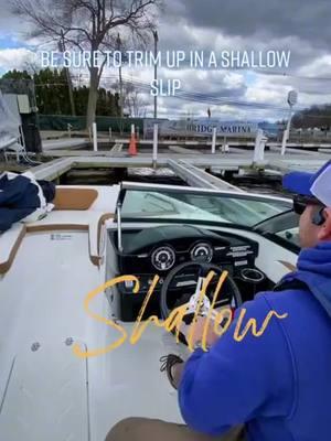 Tip for docking in a shallow slip #boat #viral #fyp #boattok #docking #trim #lakehopatcong #bridgemarina